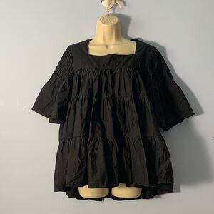 Merletta Brandt short sleeve black Pima cotton tiered poof swing blouse medium
